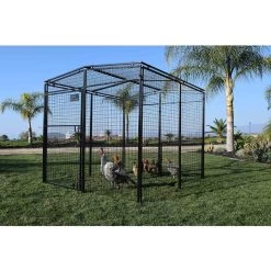 Rugged Ranch Walk-In Coop- 7.5'X6.5'X6.25
