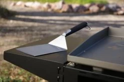 Pit Boss Soft Touch Large Head Spatula -Ranch & farm shop only. 2617330 3 72093.1649795146